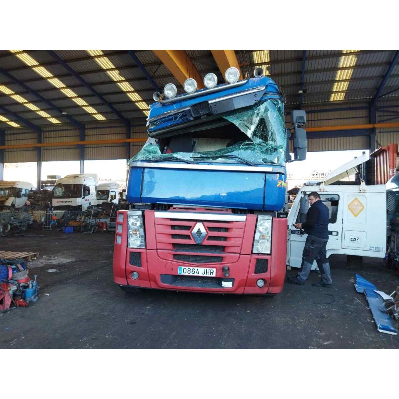 RENAULT MAGNUM AB 2005