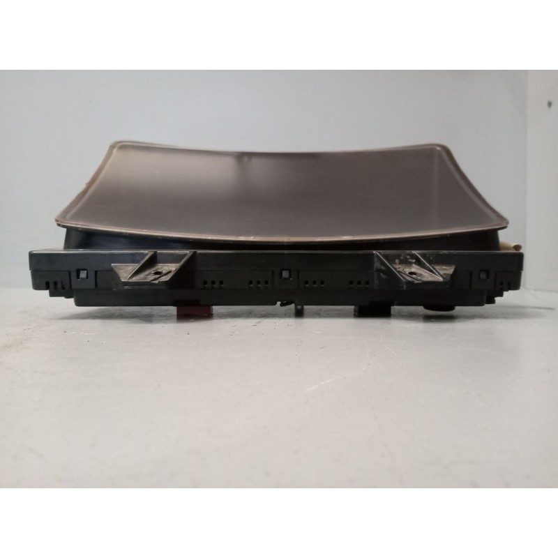 Recambio de cuadro instrumentos para scania serie p/g/r (l-clase) 12.7 diesel referencia OEM IAM 2627464 2303196 2491742 - Rojo 5