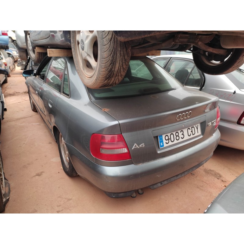 audi a4 berlina (b5) del año 2000