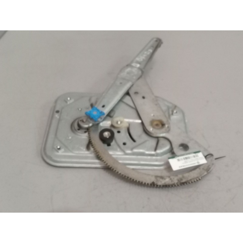 Recambio de elevalunas delantero derecho para scania serie p/g/r (l-clase) 12.7 diesel referencia OEM IAM 2572351  