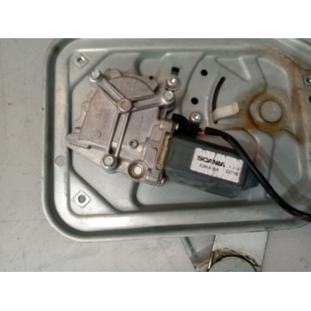Recambio de elevalunas delantero derecho para scania serie p/g/r (l-clase) 12.7 diesel referencia OEM IAM 2572351  