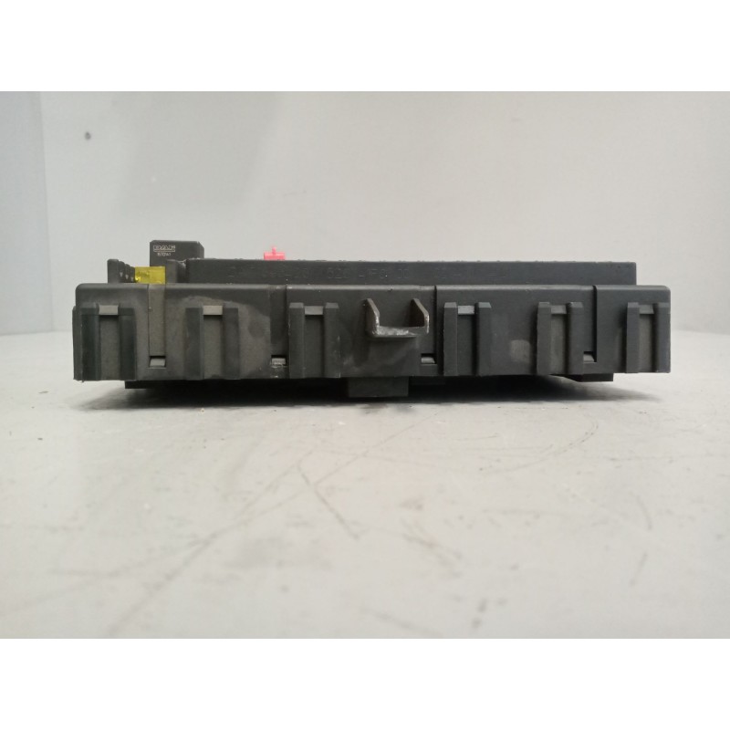 Recambio de caja reles / fusibles para daf serie xf105.460 12.9 diesel referencia OEM IAM 1895428 4