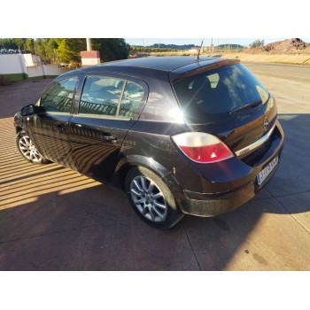 opel astra h berlina del año 2005