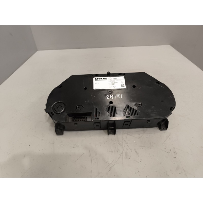 Recambio de cuadro instrumentos para daf serie xf105.460 12.9 diesel referencia OEM IAM 1743496 6