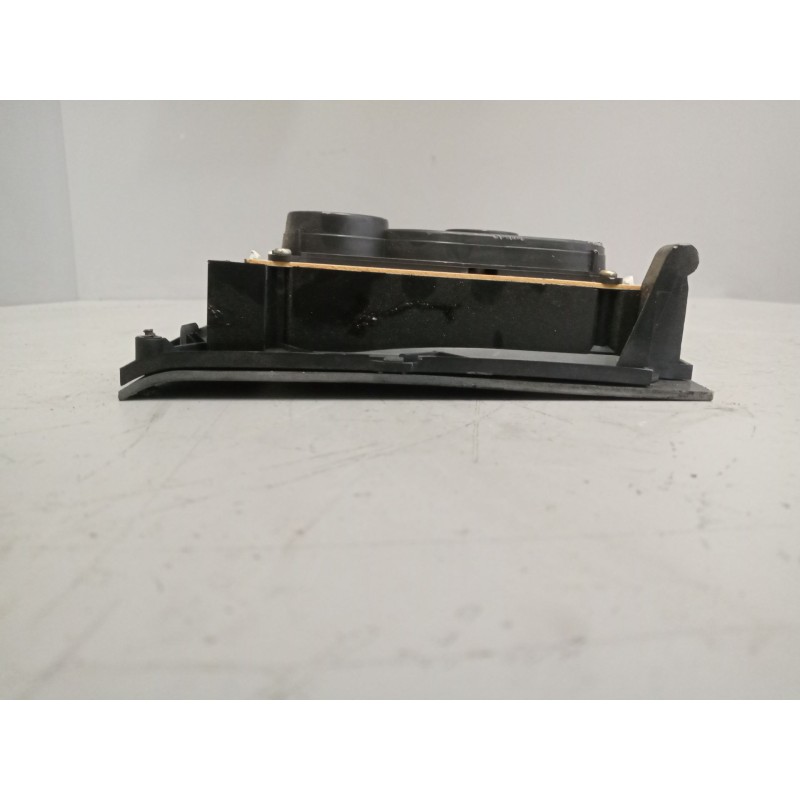 Recambio de cuadro instrumentos para renault hr 420.18/26 premium 01  chasis 4x2 420.18 larga distancia referencia OEM IAM 50106 3