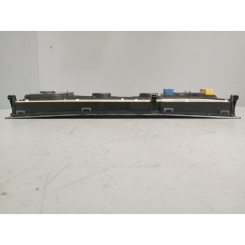 Recambio de cuadro instrumentos para renault hr 420.18/26 premium 01  chasis 4x2 420.18 larga distancia referencia OEM IAM 50106 5