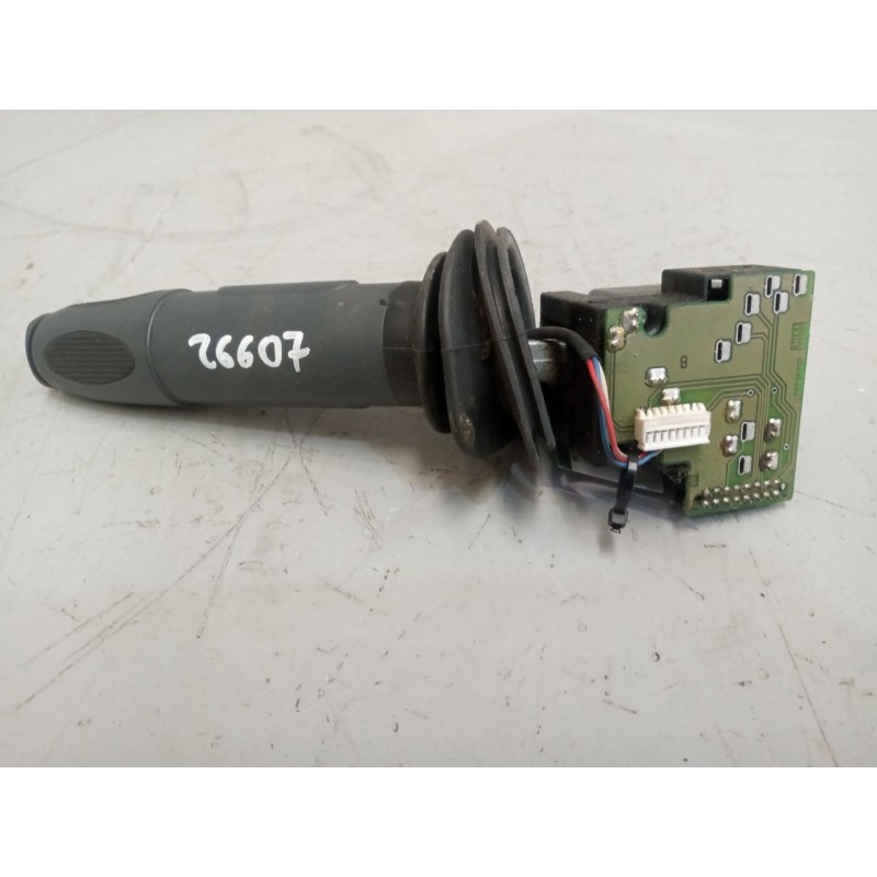 Recambio de mando intarder para iveco eurocargo fki  (typ 75 e 15) tráfico urbano referencia OEM IAM 41221099 - Blanco 3