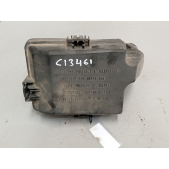 Recambio de caja reles / fusibles para iveco a65c18/wing referencia OEM IAM 69500167 69501170 
