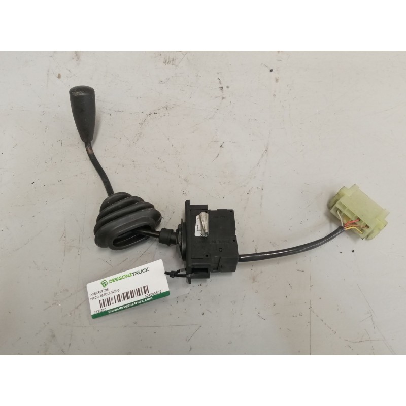 Recambio de interruptor para iveco a65c18/wing referencia OEM IAM 504005532  