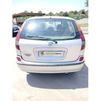 nissan almera tino (v10) del año 2003