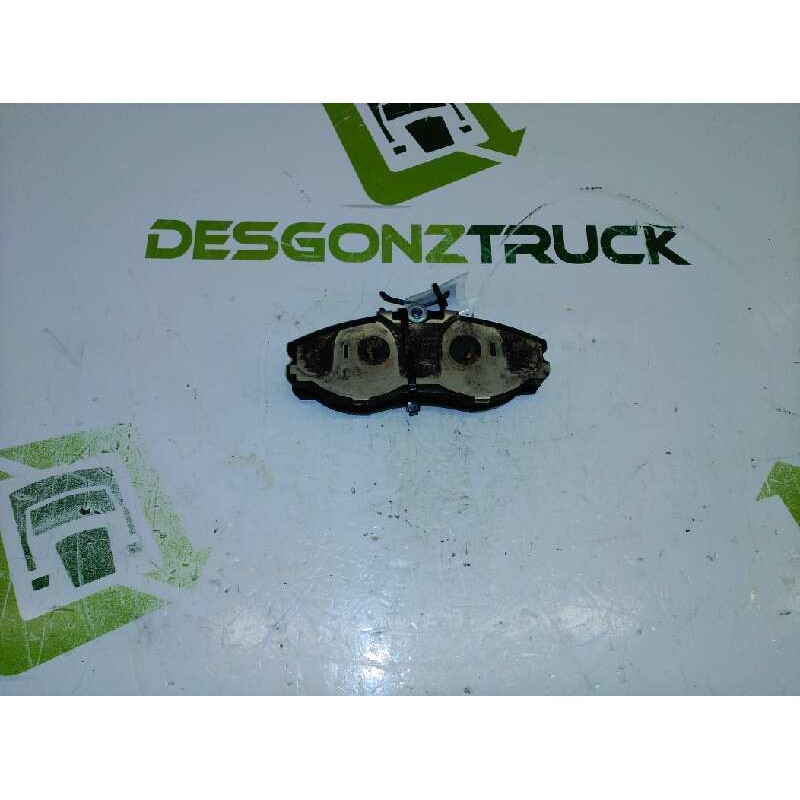 Recambio de pastillas de freno delanteras para nissan vanette cargo (hc23) familiar (5 asientos) referencia OEM IAM   