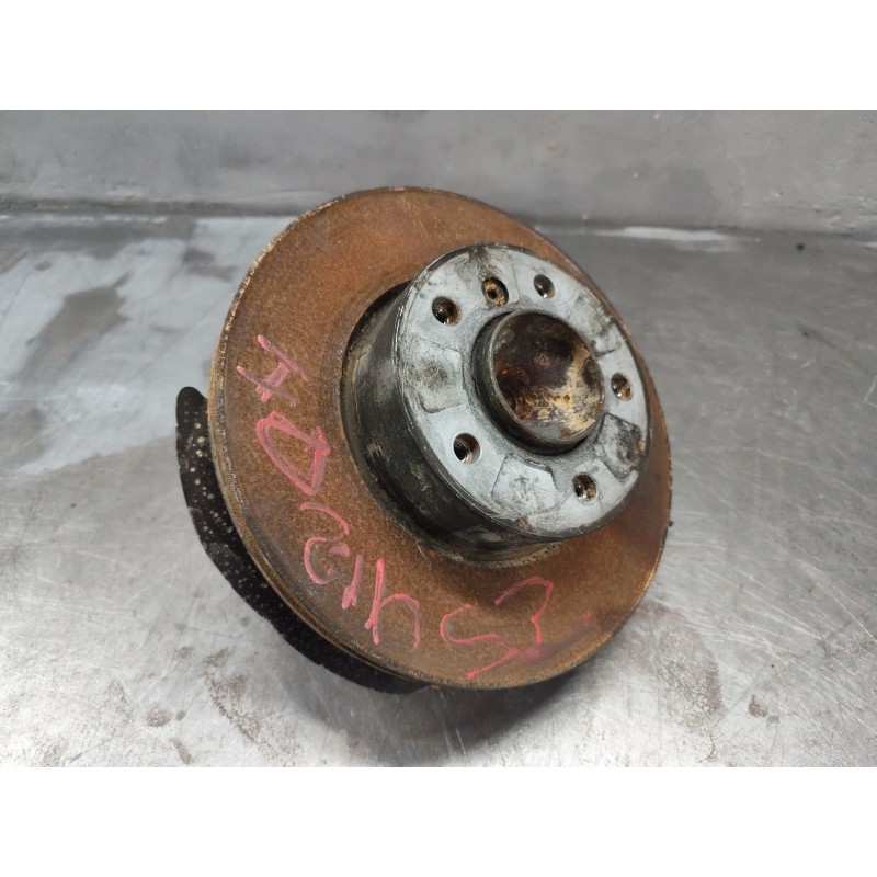 Recambio de mangueta delantera izquierda para bmw serie 1 berlina (e81/e87) 120d referencia OEM IAM   