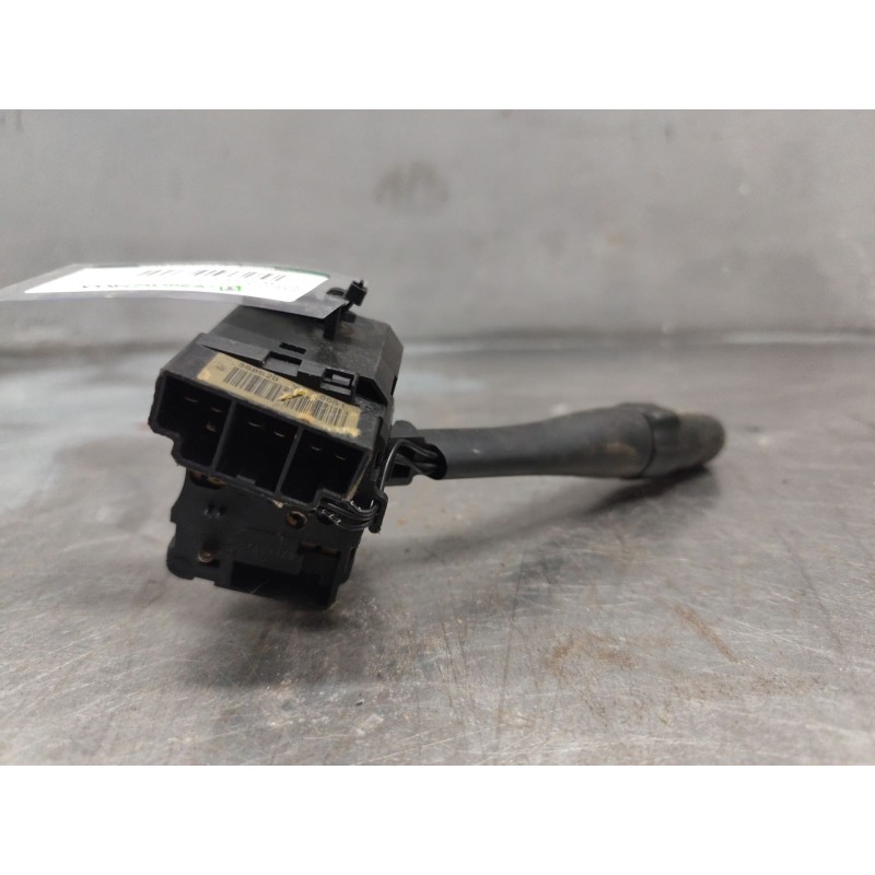 Recambio de mando intermitentes para nissan micra (k11) comfort referencia OEM IAM 54353334 - Negro 2