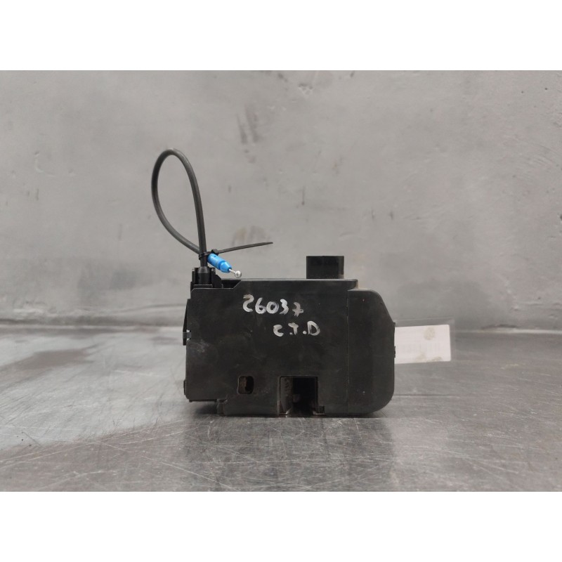 Recambio de cerradura puerta carga para iveco daily vi furgoneta 33s12, 35s12, 35c12 referencia OEM IAM 5801556828C - Blanco 4