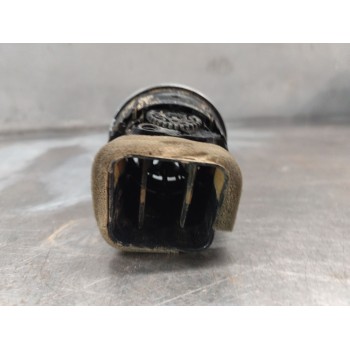 Recambio de aireador para audi a3 (8v1, 8vk) 2.0 tdi quattro referencia OEM IAM 8V0820901A  