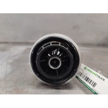 Recambio de aireador para audi a3 (8v1, 8vk) 2.0 tdi quattro referencia OEM IAM 8V0820901A  