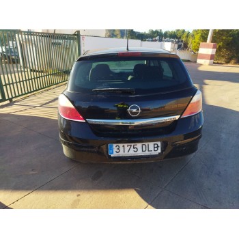 opel astra h berlina del año 2005