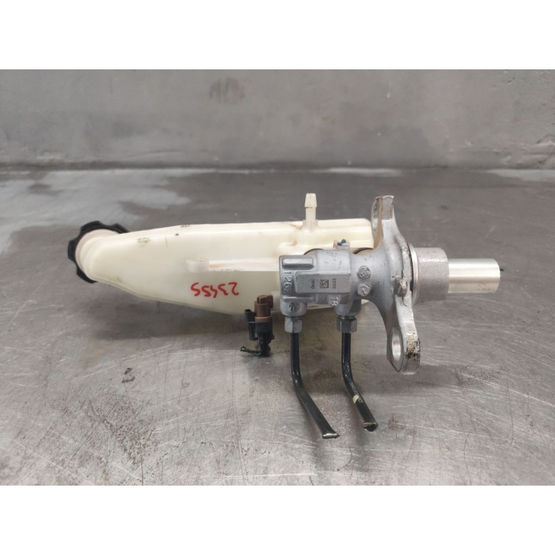 Recambio de bomba freno para opel astra k lim. 5türig 120 aniversario referencia OEM IAM 32669020 - Blanco 3