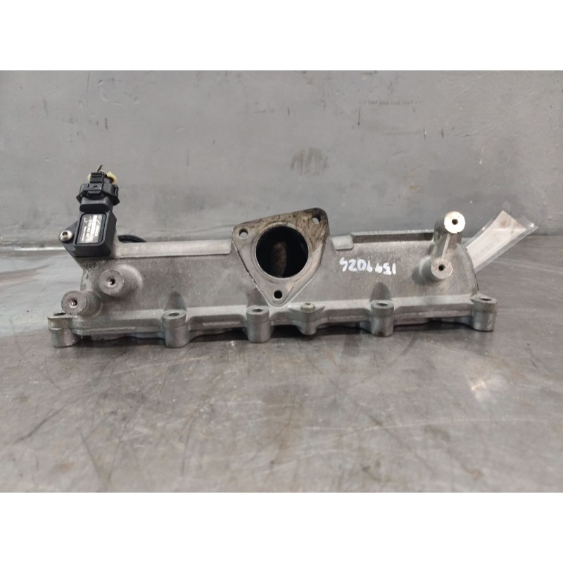 Recambio de colector admision para opel combo (corsa c) 1.7 16v cdti referencia OEM IAM 8973134590 - Azul 2