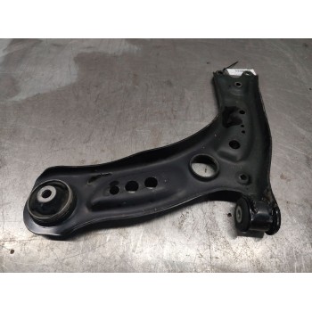 BRAZO SUSPENSION INFERIOR DELANTERO DERECHO 