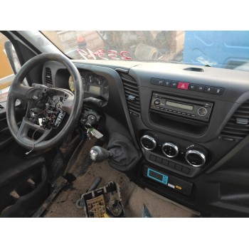 iveco daily v caja/chasis del año 2015