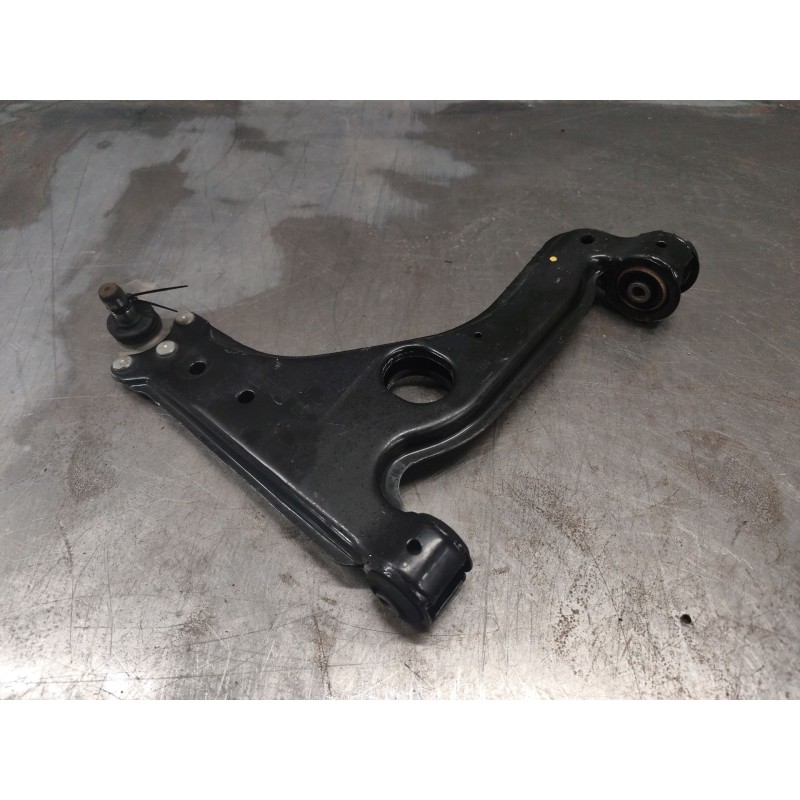 Recambio de brazo suspension inferior delantero derecho para opel astra h gtc (a04) 1.6 (l08) referencia OEM IAM   