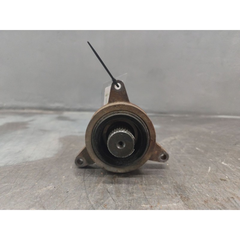 Recambio de buje delantero derecho para nissan murano i (z50) 3.5 4x4 referencia OEM IAM - Negro 2