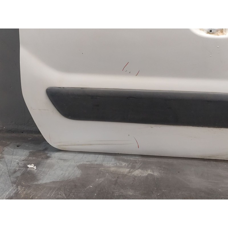Recambio de puerta lateral corredera derecha para renault kangoo (f/kc0) authentique referencia OEM IAM - Blanco 2
