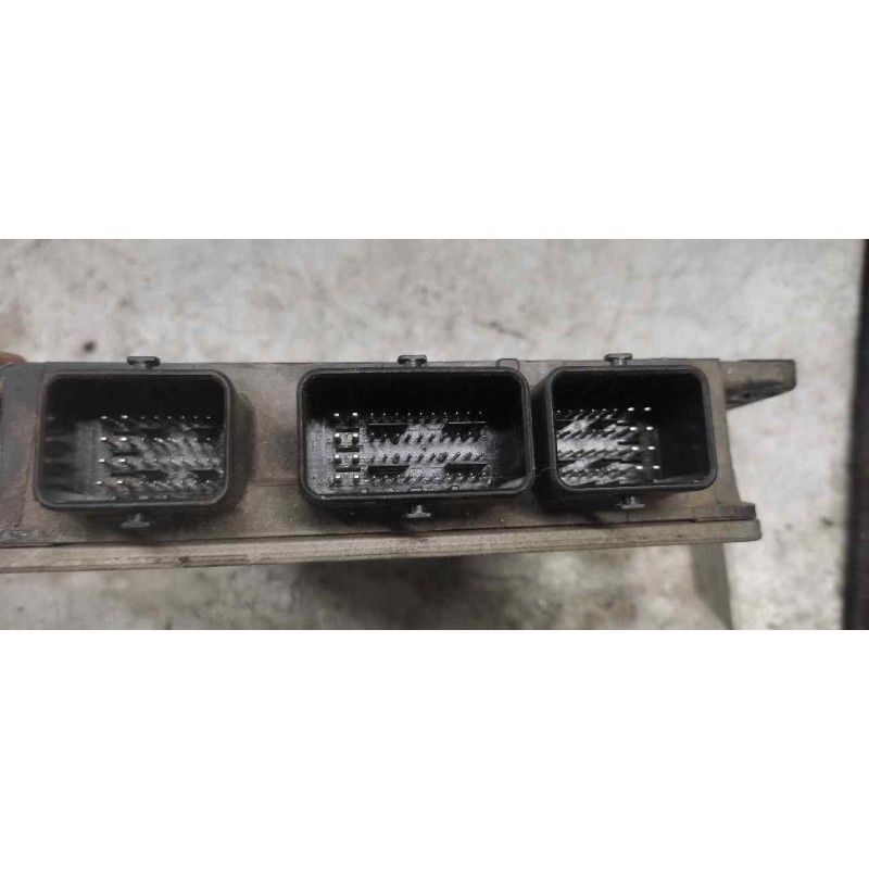 Recambio de centralita motor uce para renault kangoo (f/kc0) alize referencia OEM IAM 8200498195 8200469333 - Blanco 2