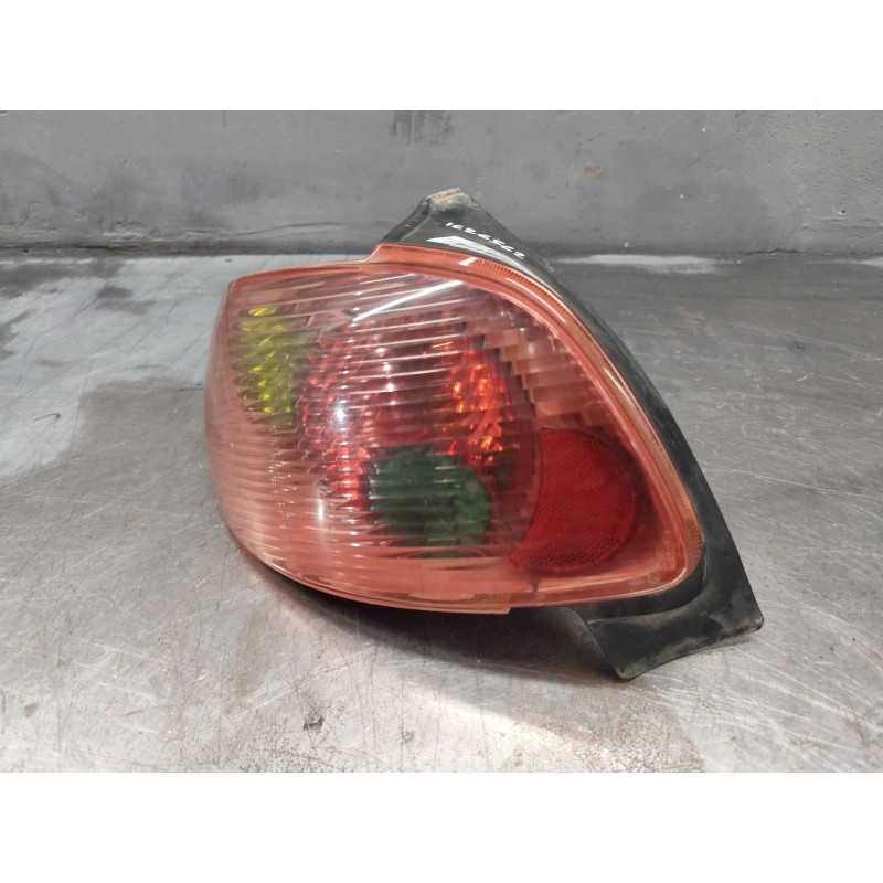 Recambio de piloto trasero izquierdo para peugeot 206 berlina xs referencia OEM IAM   