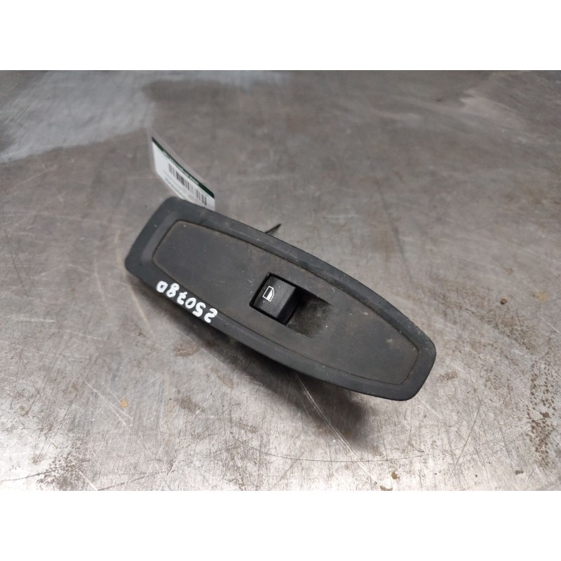 Recambio de mando elevalunas delantero derecho para bmw 4 coupé (f32, f82) 420 d xdrive referencia OEM IAM 920810702  