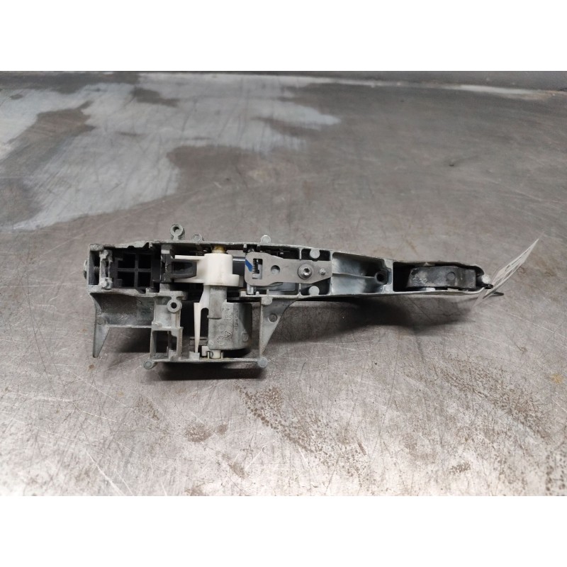Recambio de maneta exterior delantera derecha para peugeot 308 1.6 hdi fap cat (9hz / dv6ted4) referencia OEM IAM 9620168590 2