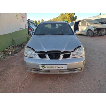 daewoo nubira berlina del año 2003