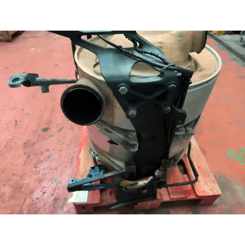 Recambio de catalizador para scania r i r 500 referencia OEM IAM 1548344 - Blanco 3