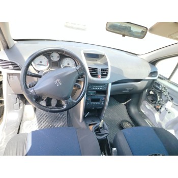 peugeot 207 del año 2006