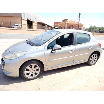 peugeot 207 del año 2006