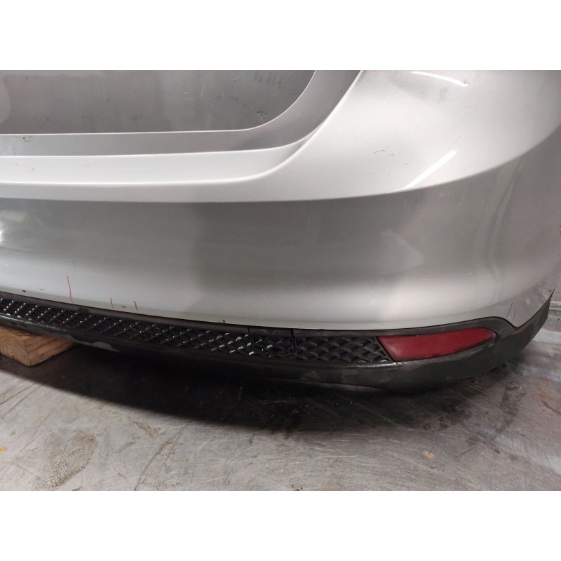 Recambio de paragolpes trasero para ford focus lim. (cb8) titanium referencia OEM IAM - Plata 4
