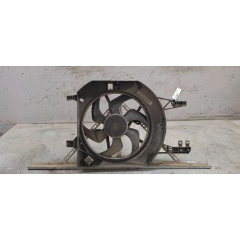 Recambio de electroventilador para renault trafic combi (ab 4.01) 1.9 diesel referencia OEM IAM 8200409469C  93854112