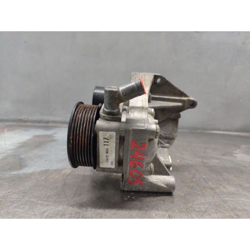 Recambio de bomba direccion para iveco daily iv furgoneta 35c12 v, 35c12 v/p, 35s12 v, 35s12 v/p referencia OEM IAM 504046460 - Blanco 4