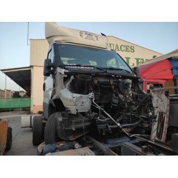 iveco daily v caja/chasis del año 2015