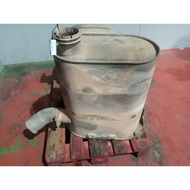 Recambio de silenciador trasero para renault hr 420.18/26 premium 01  11.1 diesel referencia OEM IAM 5010317669  