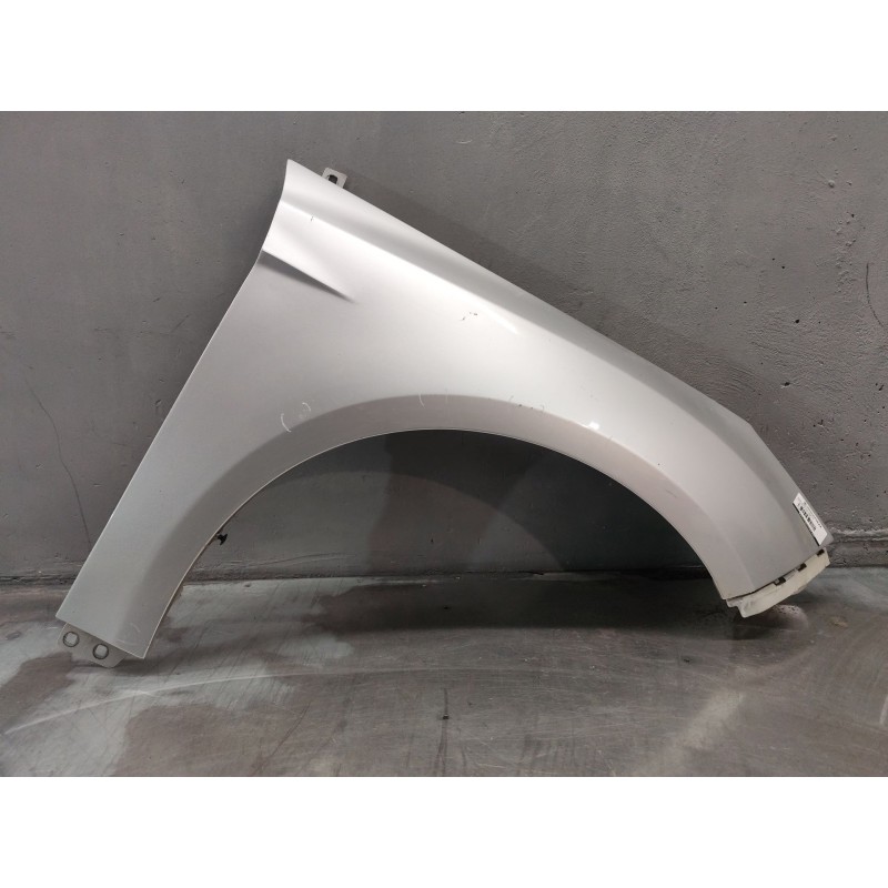 Recambio de aleta delantera derecha para ford focus lim. (cb8) titanium referencia OEM IAM   
