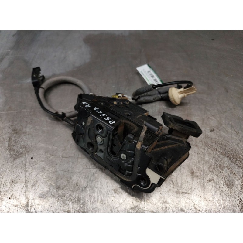 Recambio de cerradura puerta delantera derecha para volkswagen golf vii (5g1, bq1, be1, be2) 1.4 tsi referencia OEM IAM 5K183701 - Blanco
