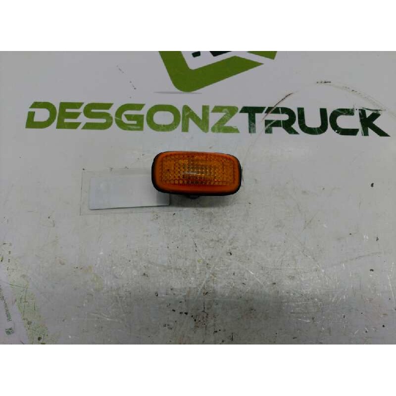 Recambio de piloto lateral izquierdo para nissan almera (n15) 2.0 diesel referencia OEM IAM 261601N000  