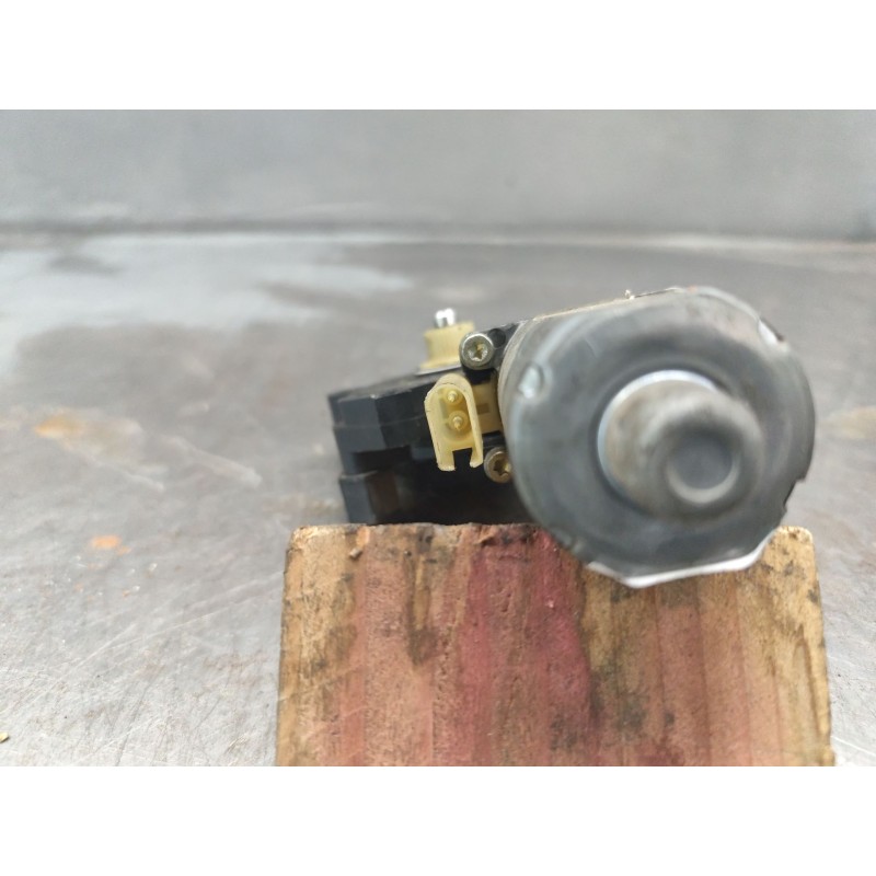 Recambio de motor elevalunas delantero izquierdo para ford fiesta berlina básico referencia OEM IAM 0130821682 - Verde 3