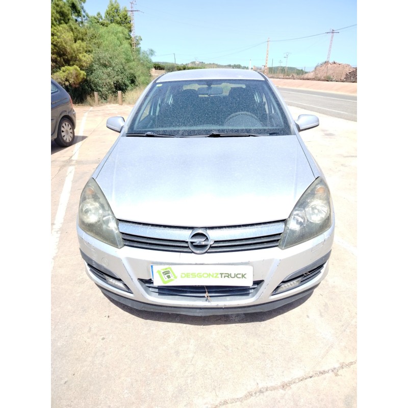 opel astra h berlina del año 2005