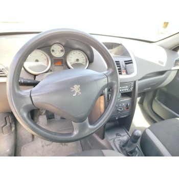 peugeot 207 del año 2007