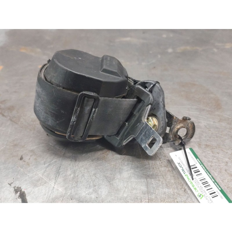 Recambio de cinturon seguridad delantero derecho para renault master desde ´98 referencia OEM IAM 8200680534  