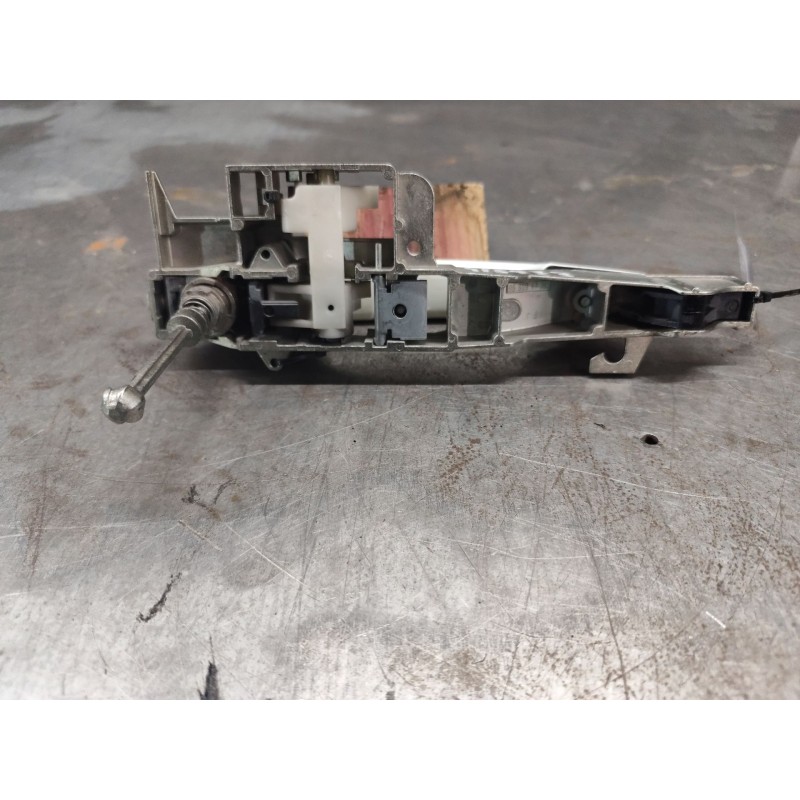 Recambio de maneta exterior delantera izquierda para peugeot 407 sport referencia OEM IAM 9680947280 - Blanco 2