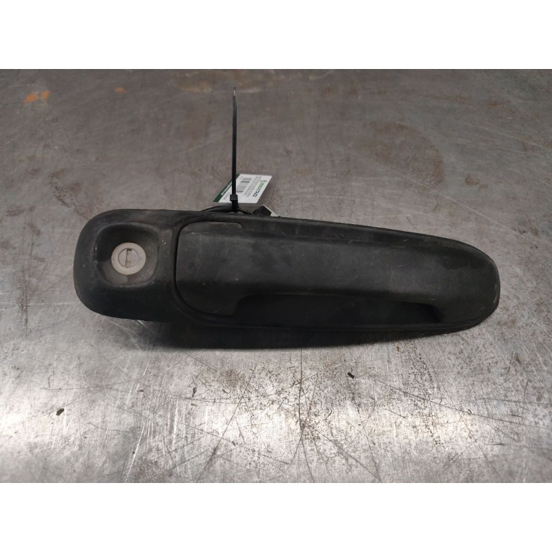Recambio de maneta exterior delantera izquierda para chrysler jeep gr.cherokee (wj/wg) 3.1 td laredo referencia OEM IAM 55136351 - Negro